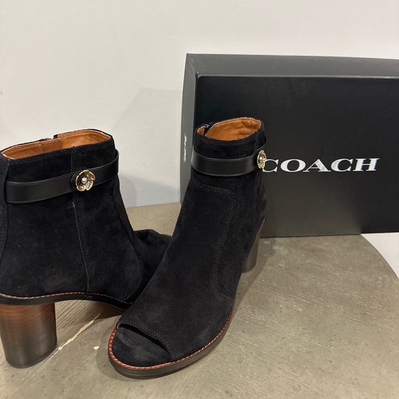 Brand new authentic coach booties - Picture 1 of 9